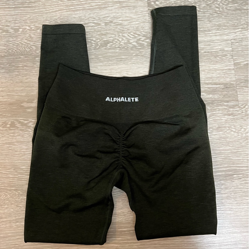 *LIKE NEW* Alphalete Amplify Leggings